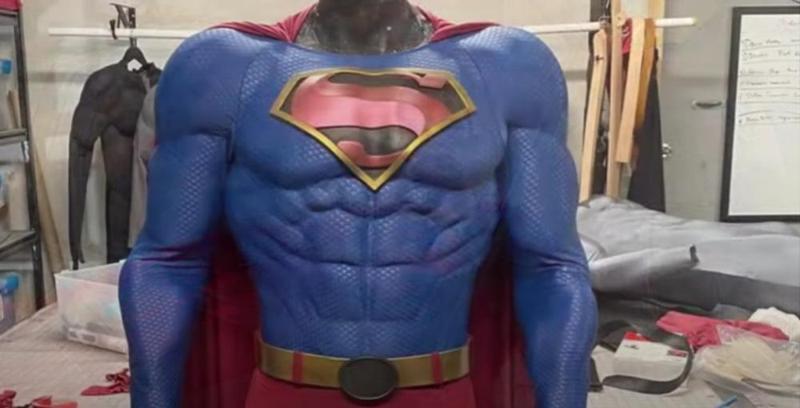 Screenshot-suit-Superman Solar